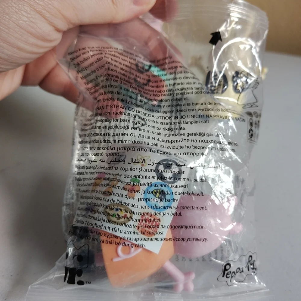 Burger King Set Of 4 Collectible Toys-Peppa Pig (NEW), Rebecca, Pedro & Daddy